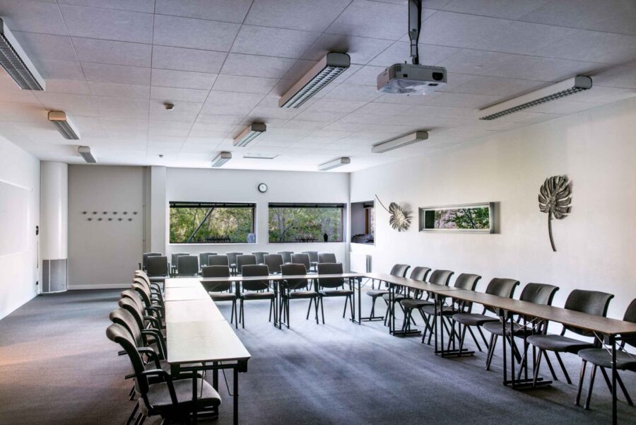 Pater Noster - for larger conferences.