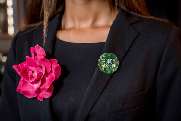 proud with passion och blomma