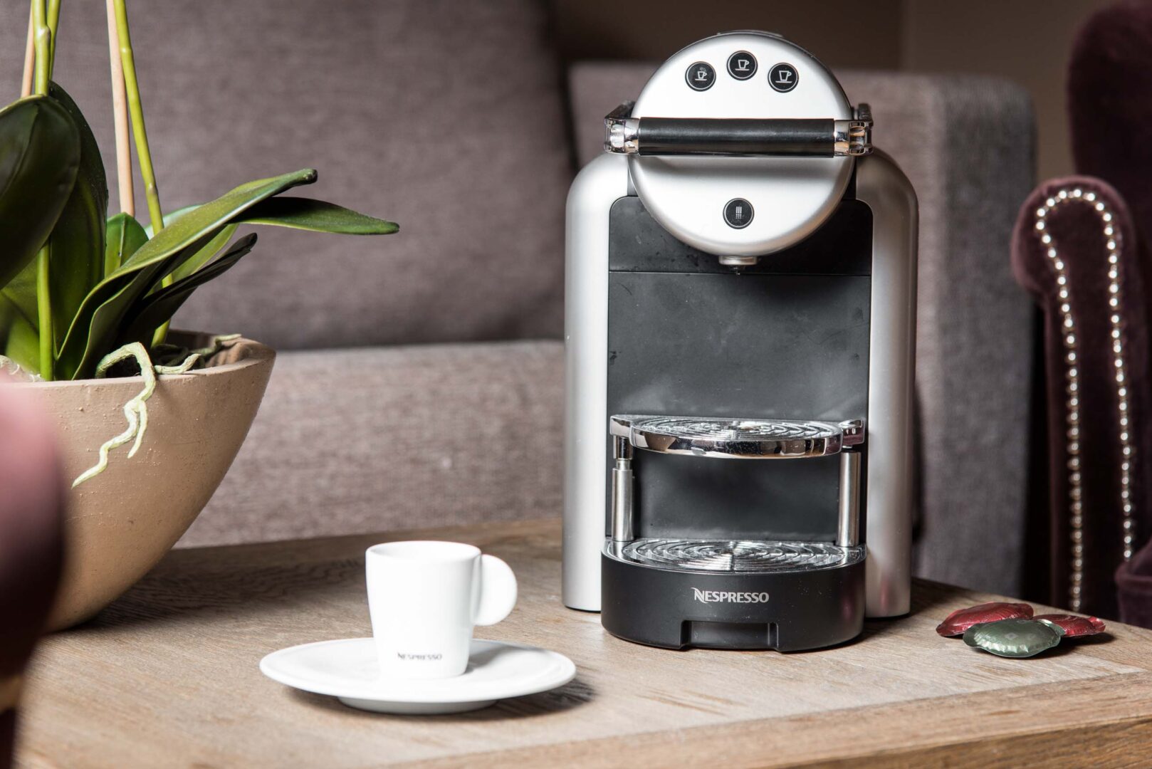 nespressomaskin i dubbelrum premium