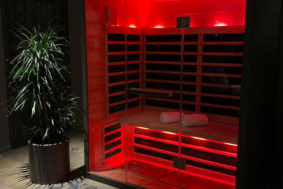PROVA INFRARÖD BASTU PÅ ART GARDEN SPA